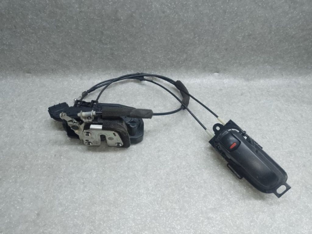 82501-EL00C | Замок двері задн. лів. NISSAN TIIDA/VERSA C11 04-11