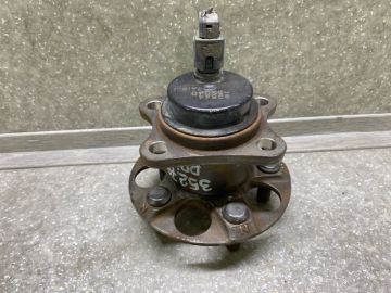 Ступица задн. TOYOTA PRIUS - 30 09-17