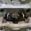 47830-12151 | Суппорт тормозной задн. прав. TOYOTA PRIUS - 30 09-17 - Превью 3