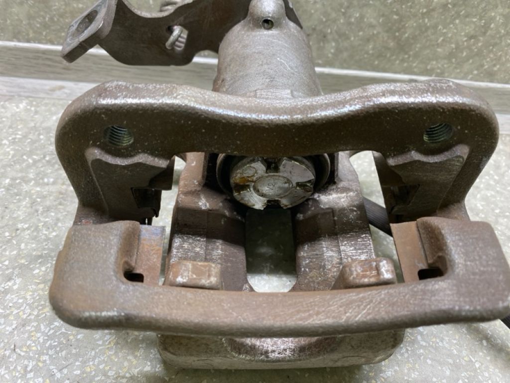 58210-3X300 | Супорт гальмівний задн. лів. HYUNDAI ELANTRA MD 10-15 - Фото 3