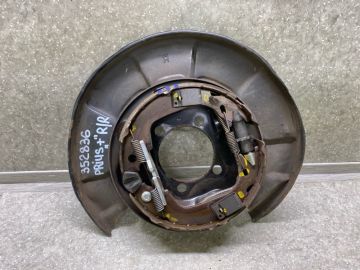 Тормозной механизм задн. прав. TOYOTA PRIUS PLUS 11-14