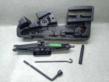 Набор инструментов KIA SORENTO UM 14-