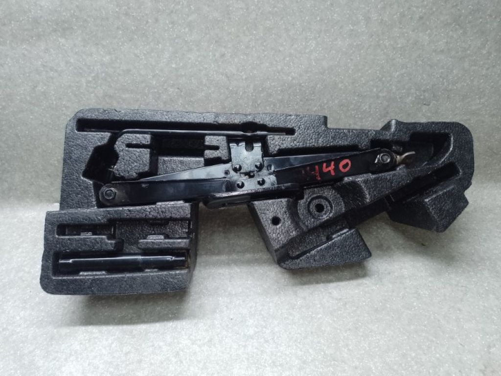 09110-C5000 | Набор инструментов KIA SORENTO UM 14- - Фото 2