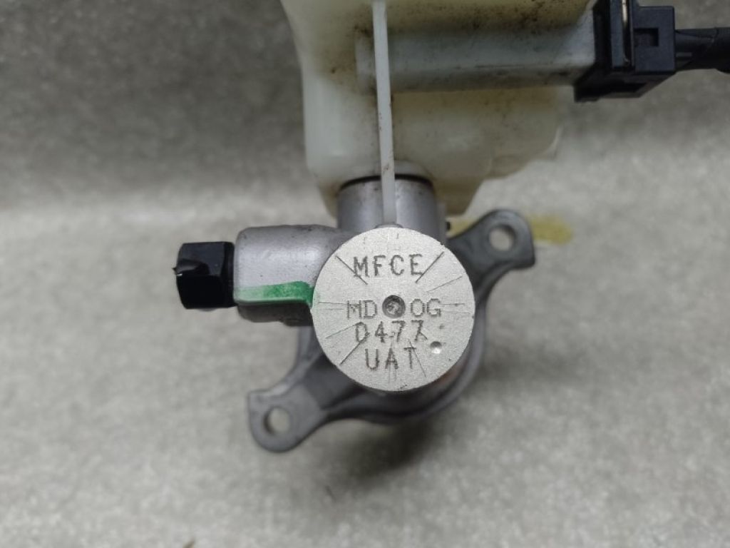 58510-C6800 | Головний гальмівний циліндр KIA SORENTO UM 14- - Фото 5