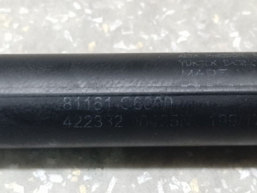 81161-C6000 | Амортизатор капота KIA SORENTO UM 14- - Фото 2