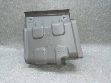 Кронштейн заднього бампера прав. KIA SORENTO UM 14-