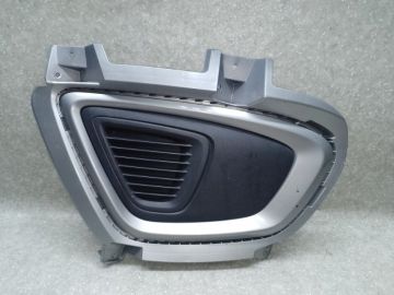 Накладка бампера передн. прав. KIA SORENTO UM 14-