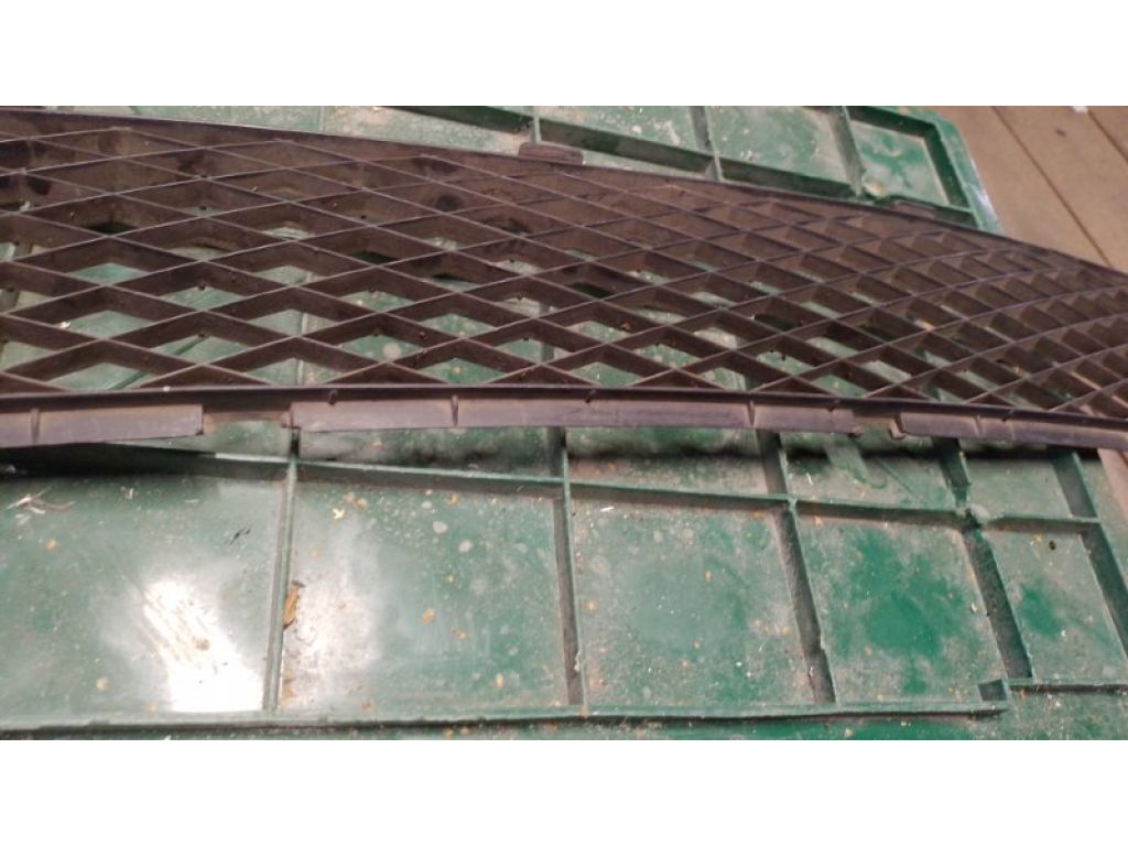 Решетка переднего бампера MAZDA 6 GG 02-07 - Фото 3