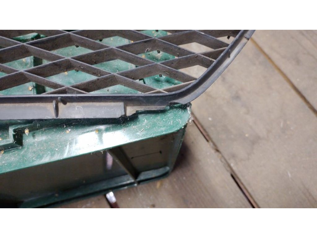 Решетка переднего бампера MAZDA 6 GG 02-07 - Фото 4