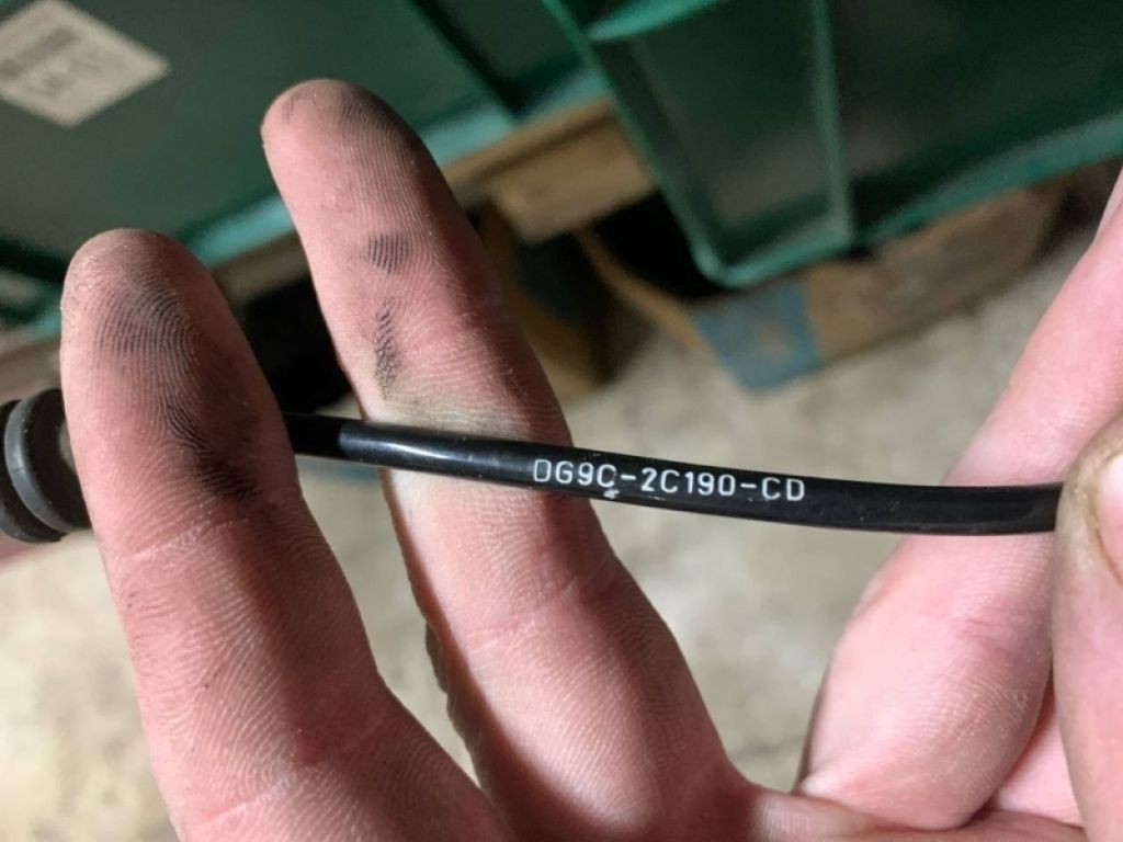 JG9Z-2C190-B | Датчик ABS задн. прав. LINCOLN MKX 16-18 - Фото 3