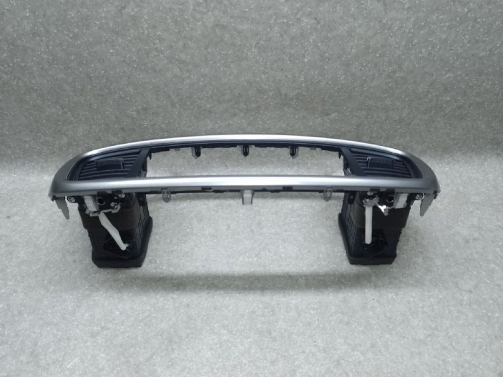 84740C-6000F55 | Накладка торпедо під магнітолу KIA SORENTO UM 14- - Фото 3