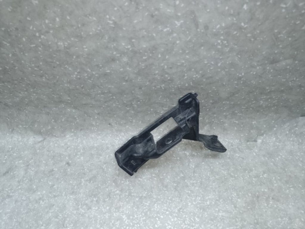 86577-C6000 | Кронштейн переднього бампера лів. KIA SORENTO UM 14- - Фото 3