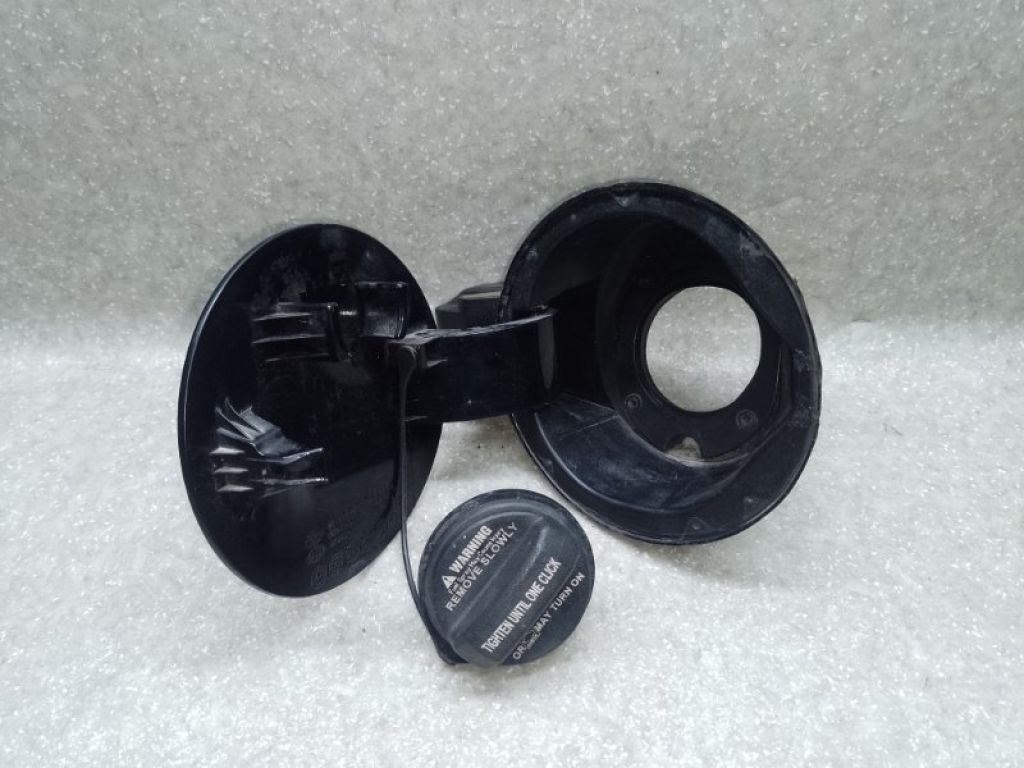 69510-C6000 | Лючок паливного бака KIA SORENTO UM 14-