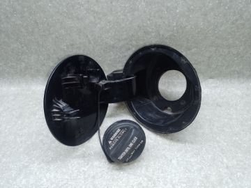 Лючок паливного бака KIA SORENTO UM 14-