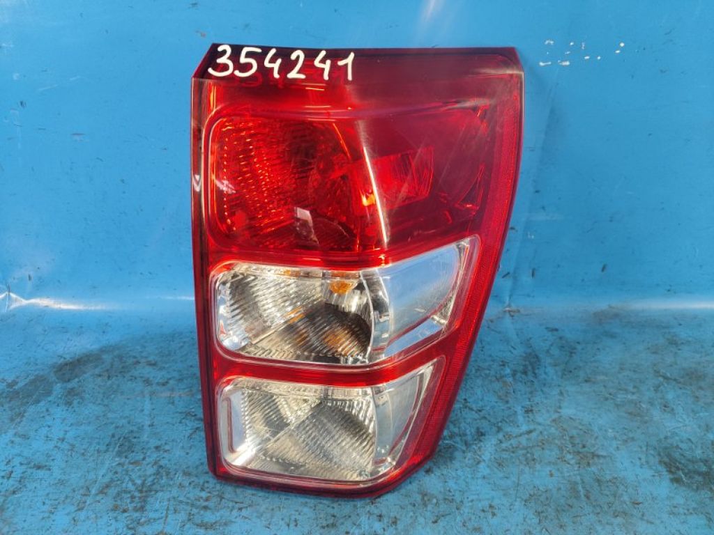35650-65J21 | Фонарь наружный прав. SUZUKI GRAND VITARA 05-15