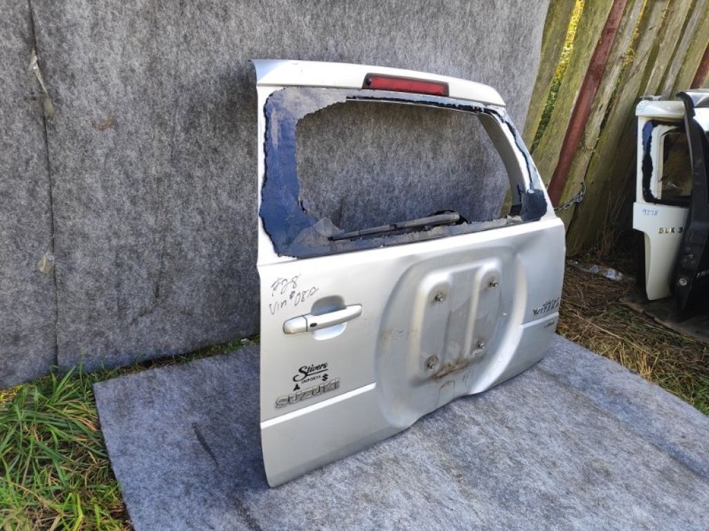 69100-65830 | Крышка багажника SUZUKI GRAND VITARA 05-15 - Фото 2