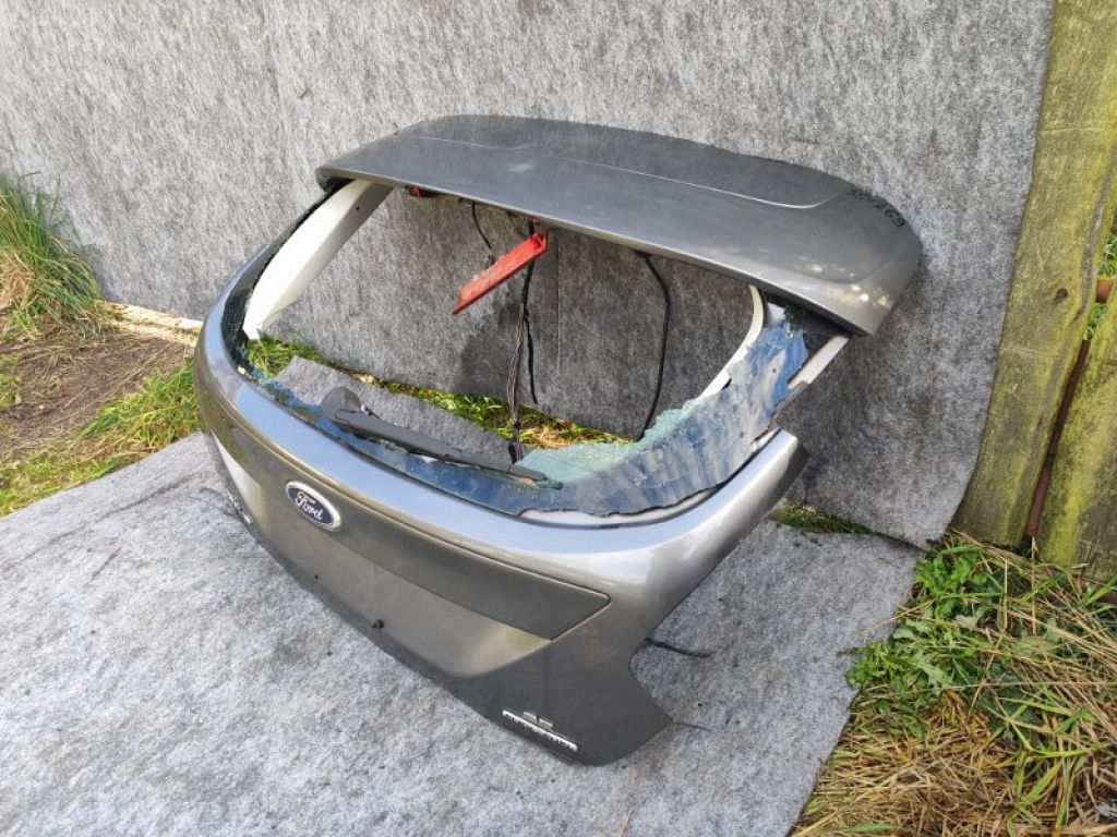 CP9Z-5840110-A | Крышка багажника FORD FOCUS 10-18 - Фото 5