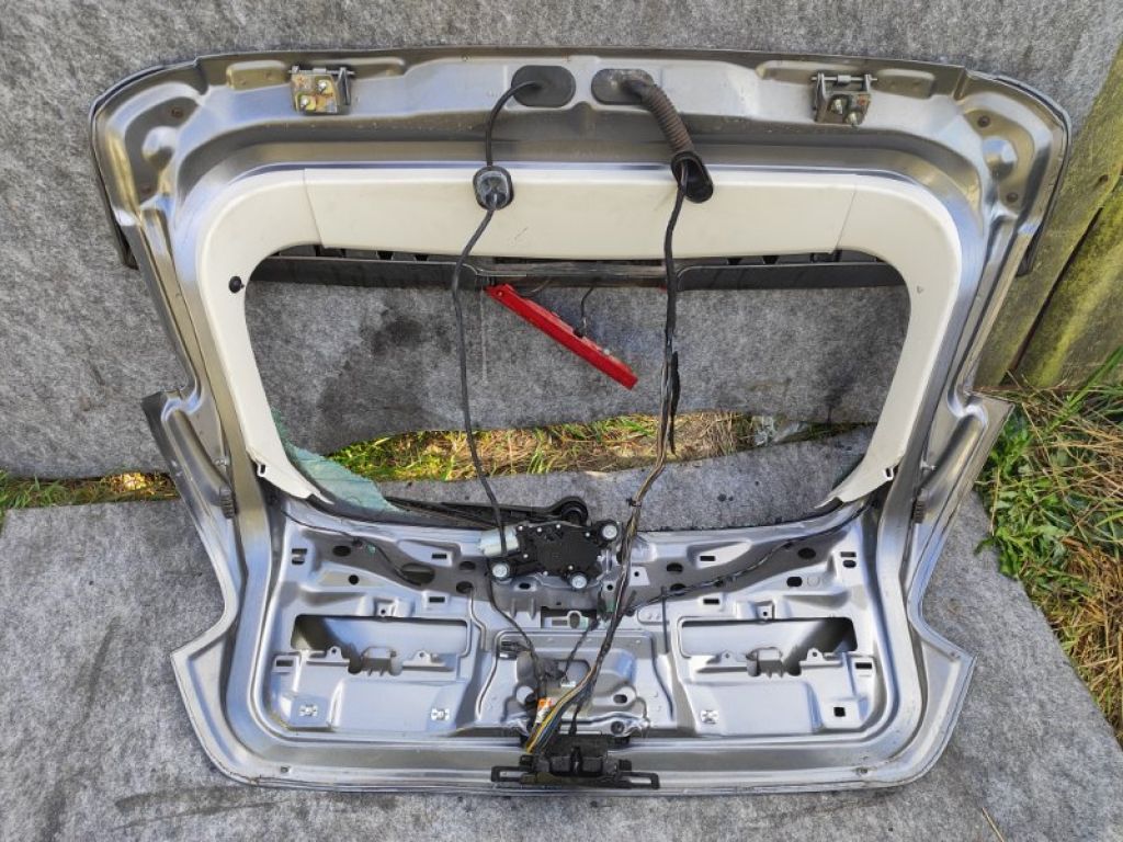 CP9Z-5840110-A | Крышка багажника FORD FOCUS 10-18 - Фото 13