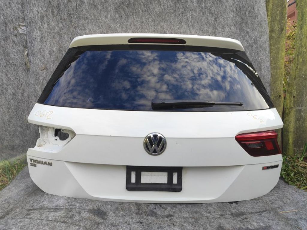 5NA827025J | Крышка багажника VOLKSWAGEN TIGUAN 16-23 - Фото 2