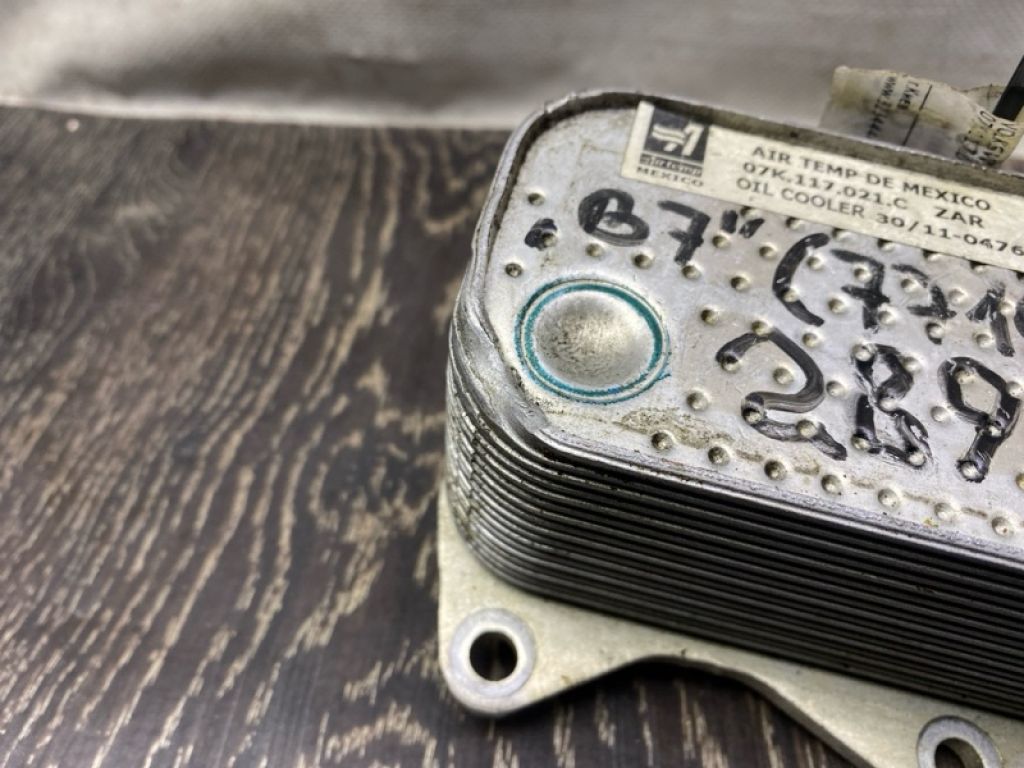 07K 117 021 C | Теплообмінник двигуна VOLKSWAGEN PASSAT B7 11-15 - Фото 4