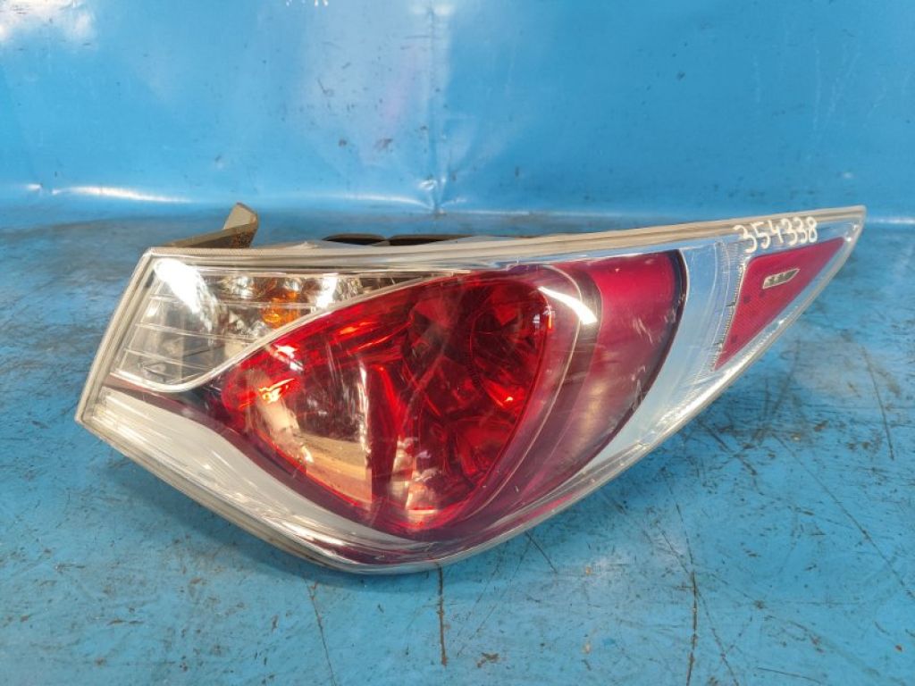 92402-4R050 | Ліхтар зовнішній прав. HYUNDAI SONATA YF 10-14