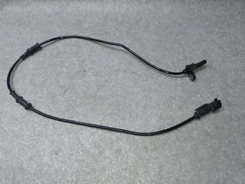 FR3Z-2C204-A | Датчик ABS передн. прав. FORD MUSTANG 15-