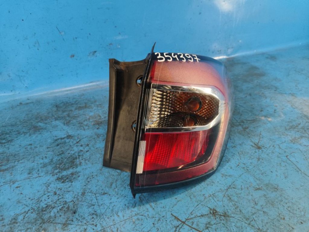 GJ5Z-13404-G | Фонарь наружный прав. FORD ESCAPE 12-19 - Фото 2