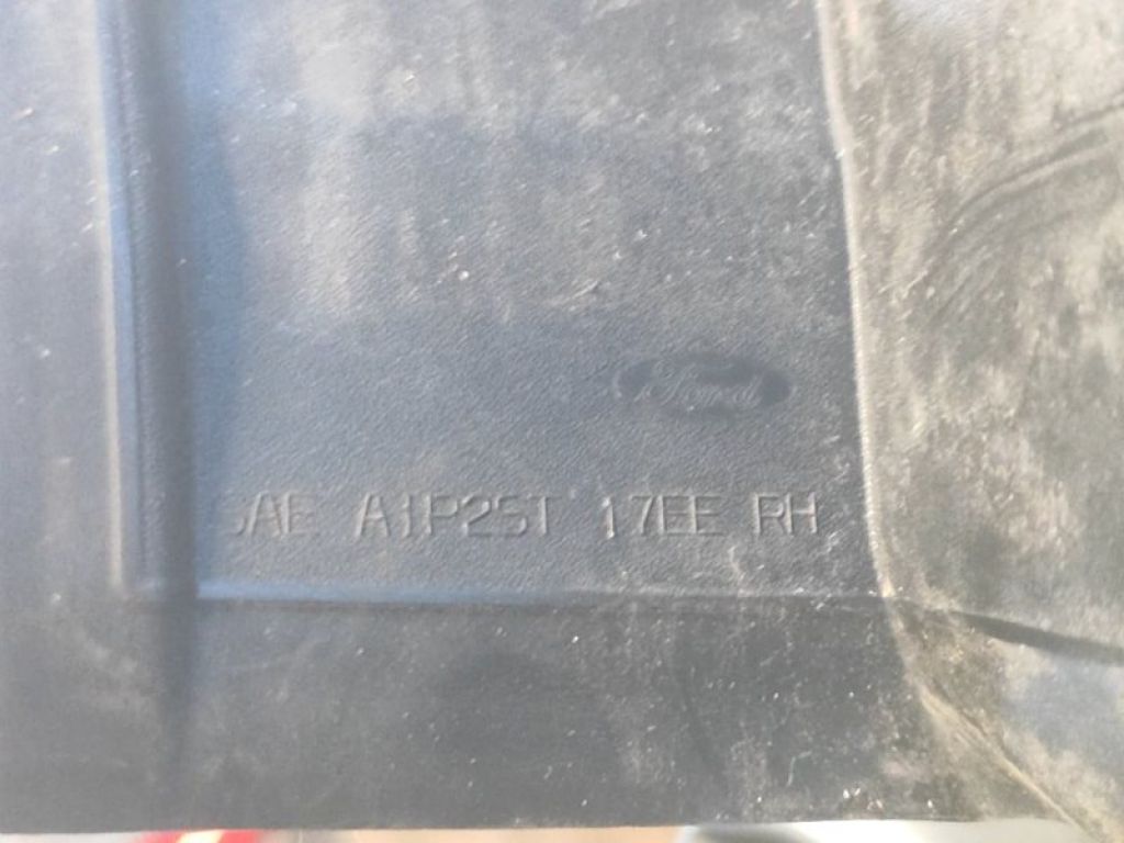 GJ5Z-13404-G | Фонарь наружный прав. FORD ESCAPE 12-19 - Фото 6