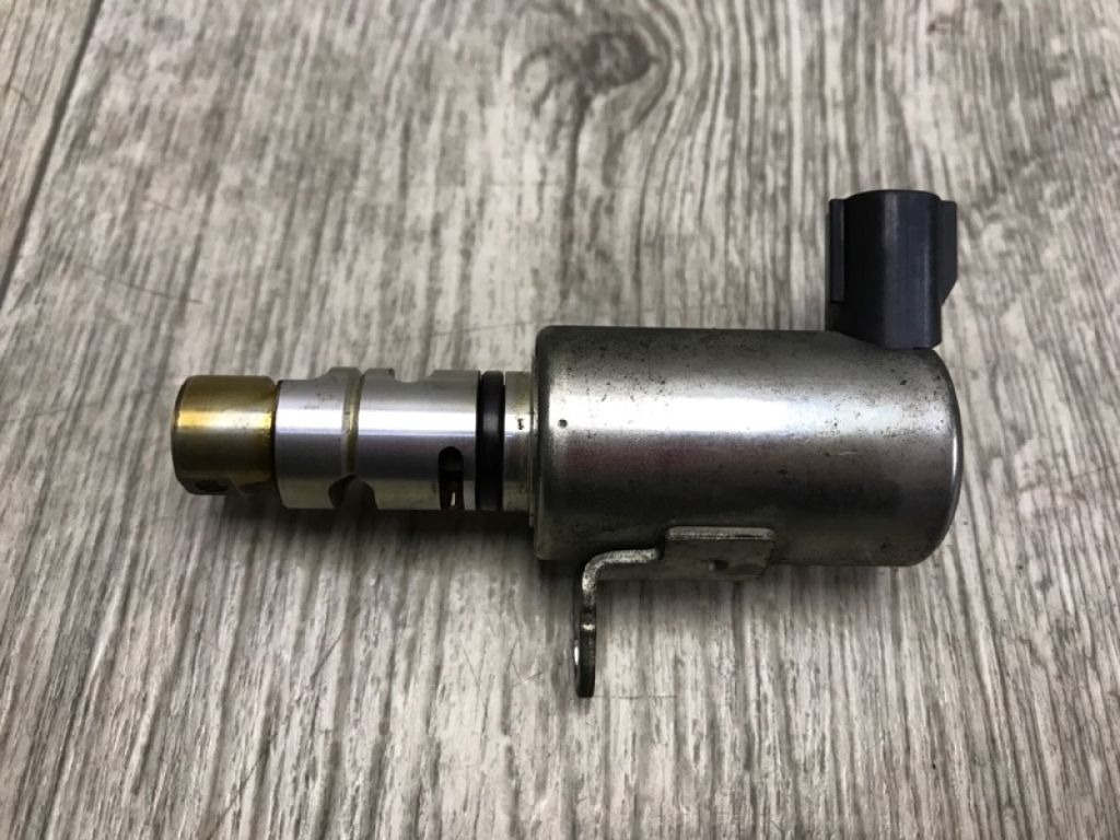 1028A053 | Клапан зміни фаз ГРМ MITSUBISHI OUTLANDER XL 05-13