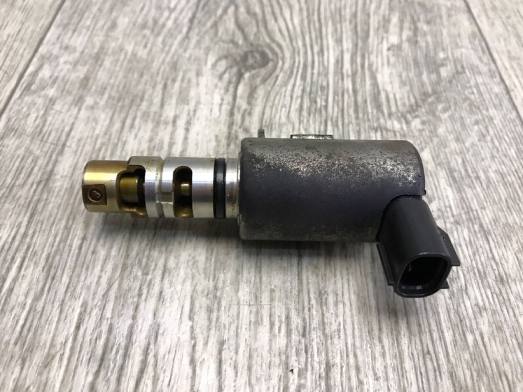 1028A053 | Клапан зміни фаз ГРМ MITSUBISHI OUTLANDER XL 05-13 - Фото 2