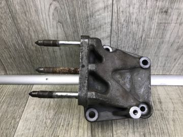 Кронштейн двигуна MITSUBISHI OUTLANDER XL 05-13