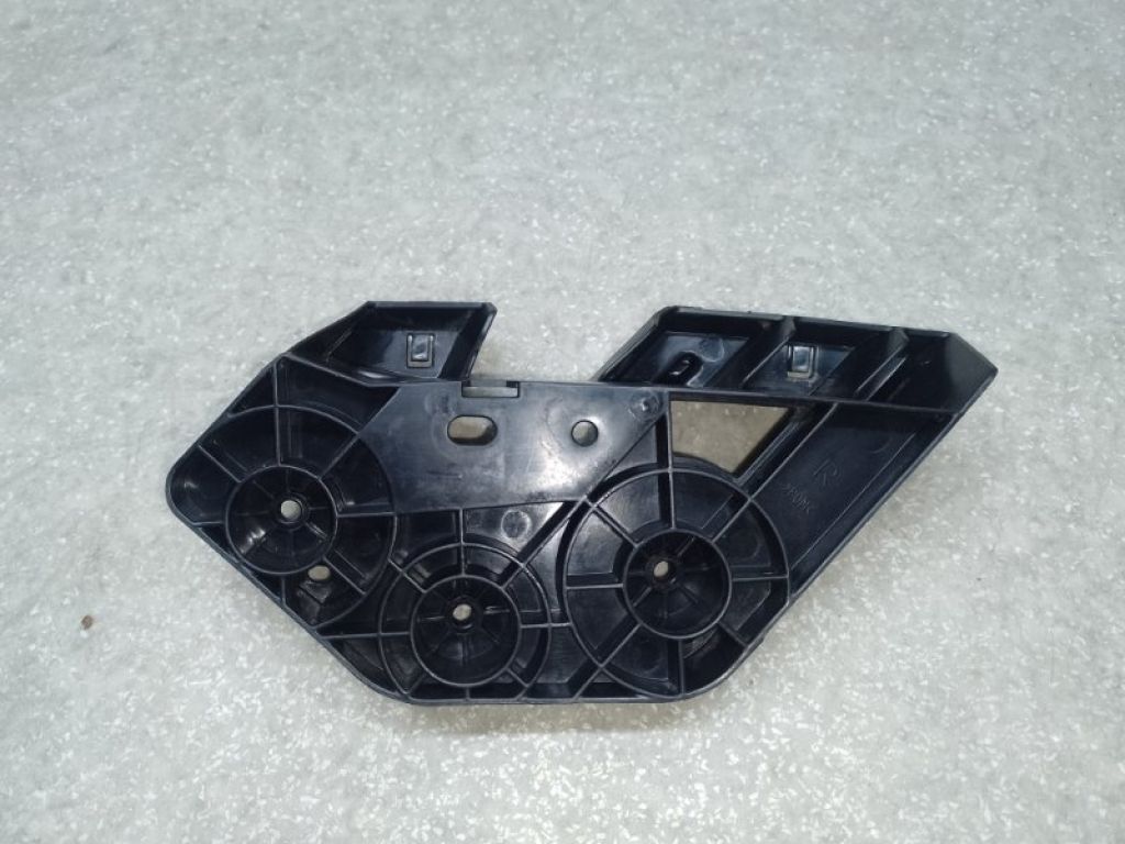 26042-4BA0A | Кронштейн переднього бампера (під фарою) прав. NISSAN X-TRAIL/ROGUE T32 13-20 - Фото 2