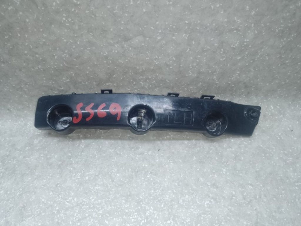 62223-4BA0A | Кронштейн переднього бампера (на крилі) лів. NISSAN X-TRAIL/ROGUE T32 13-20