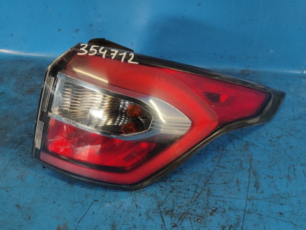 GJ5Z-13404-G | Фонарь наружный прав. FORD ESCAPE 12-19