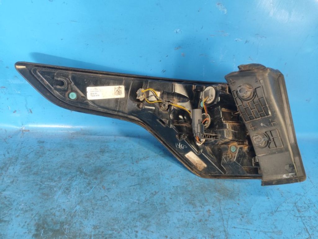 GJ5Z-13404-G | Фонарь наружный прав. FORD ESCAPE 12-19 - Фото 4