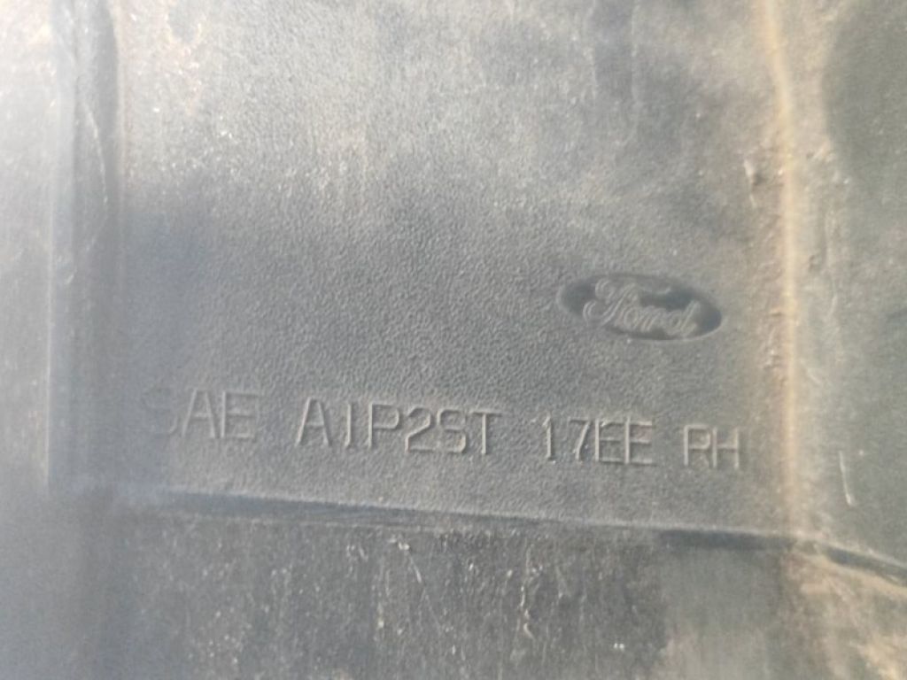 GJ5Z-13404-G | Фонарь наружный прав. FORD ESCAPE 12-19 - Фото 6