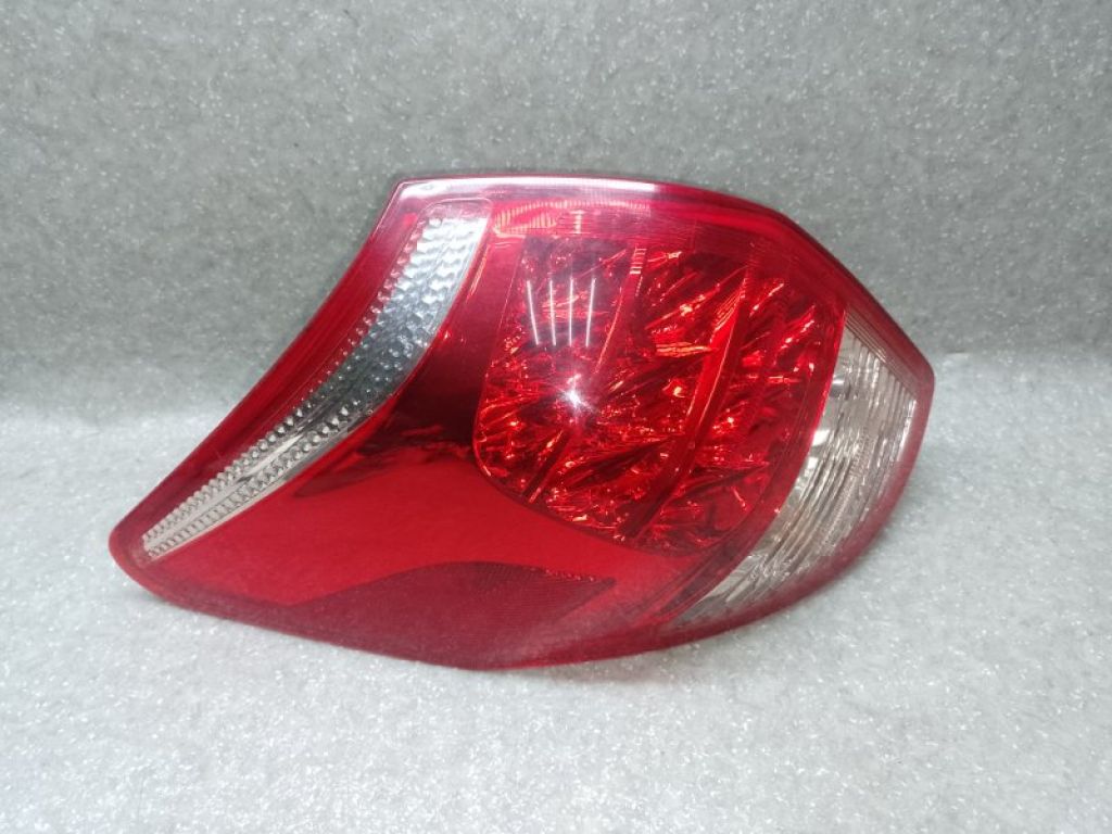 81561-42100 | Ліхтар зовнішній лів. TOYOTA RAV4 05-12 - Фото 2