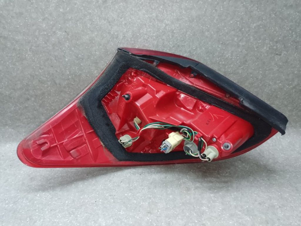 81551-42100 | Фонарь наружный прав. TOYOTA RAV4 05-12 - Фото 3