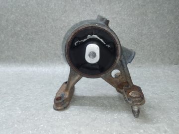 Подушка двигуна задн. TOYOTA RAV4 05-12