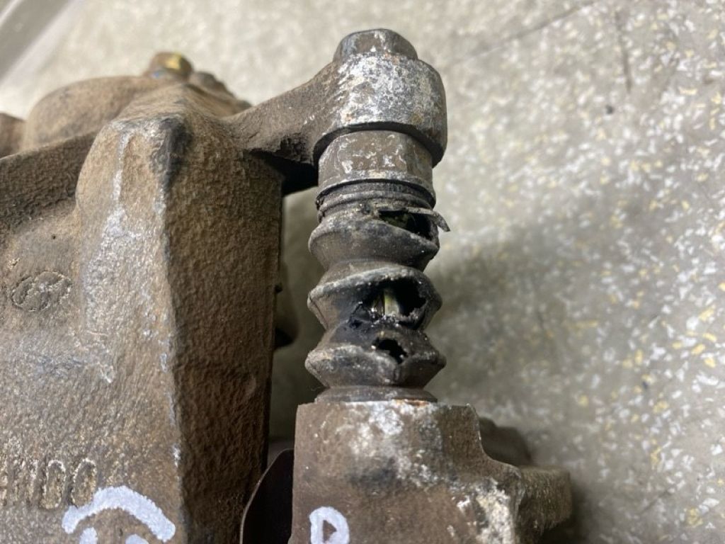 58130-3X100 | Супорт гальмівний передн. прав. HYUNDAI ELANTRA MD 10-15 - Фото 5