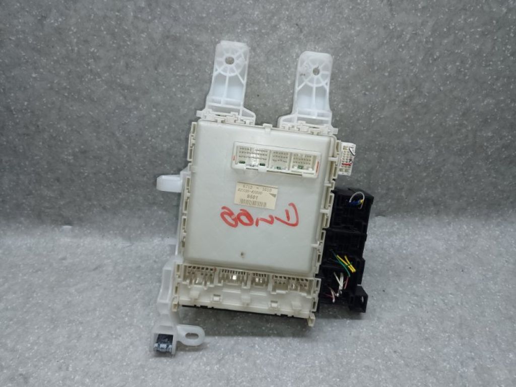 82730-42200 | Блок запобіжників салон TOYOTA RAV4 05-12 - Фото 5