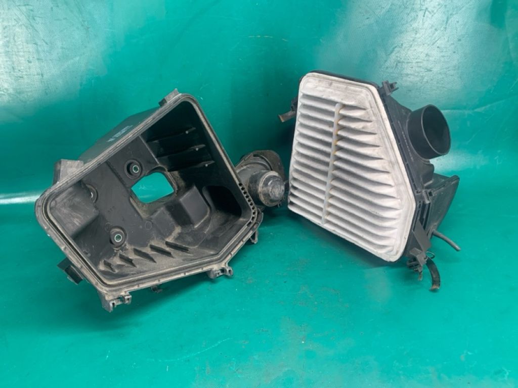 17700AD013 | Корпус воздушного фильтра TOYOTA AVALON 05-12 - Фото 2