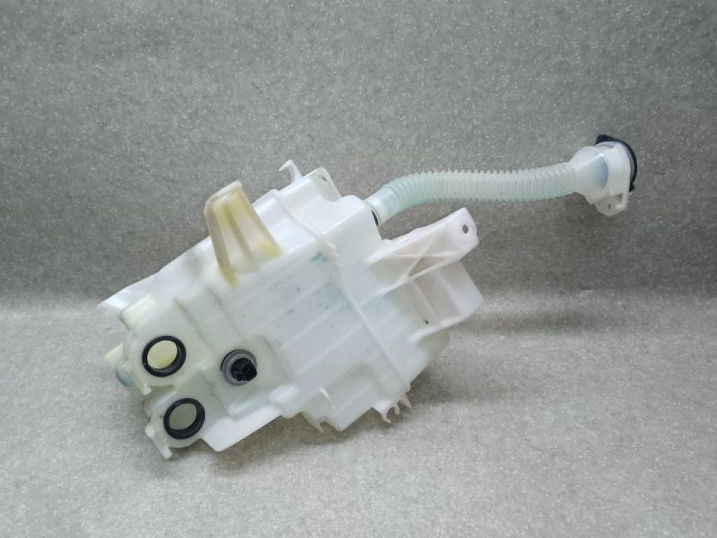 85315-42240 | Бачок омивача TOYOTA RAV4 05-12 - Фото 2