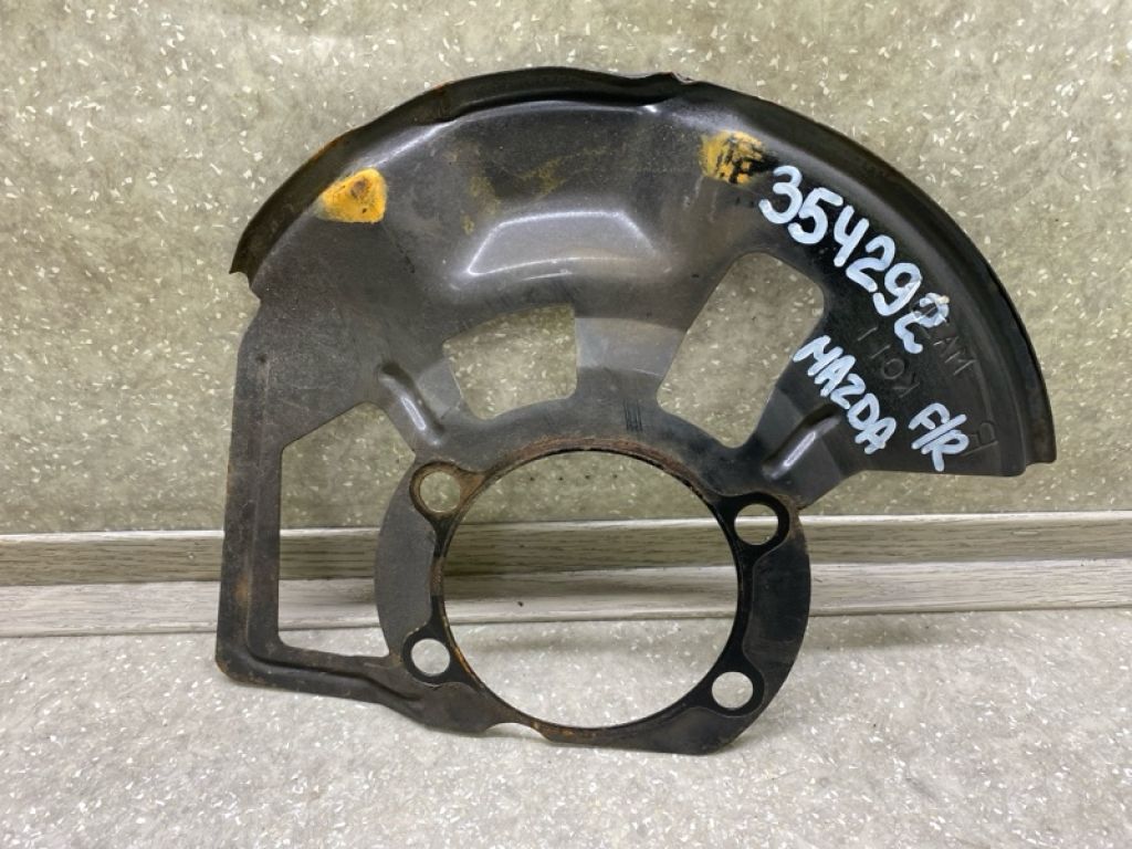 K011-33-261A | Захист гальмівного диска передн. прав. MAZDA 3 BM 13-19