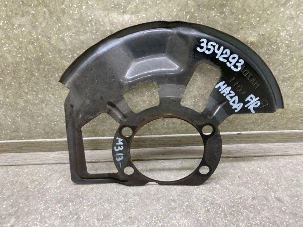 K011-33-261A | Защита тормозного диска передн. прав. MAZDA 3 BM 13-19