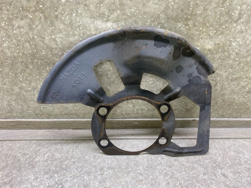 K011-33-261A | Защита тормозного диска передн. прав. MAZDA 3 BM 13-19 - Фото 2