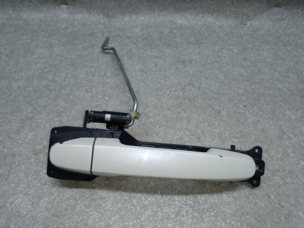 69211-12220-03 | Ручка двері зовнішня передн. прав. TOYOTA RAV4 05-12