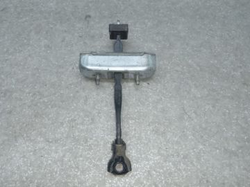 Ограничитель двери передн. прав. TOYOTA RAV4 05-12