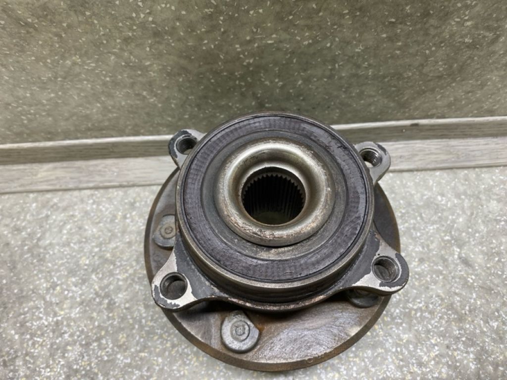 BT4Z-1104-B | Маточина колеса передн. FORD FLEX 08-19 - Фото 3