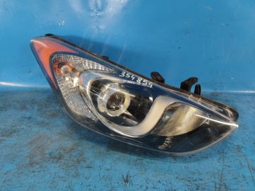 Фара прав. HYUNDAI ELANTRA GD 12-17